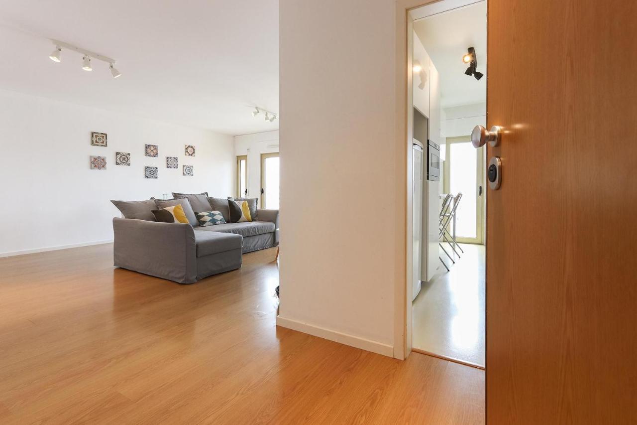 Modern & Bright Avenidas Novas By Homing Lissabon Buitenkant foto